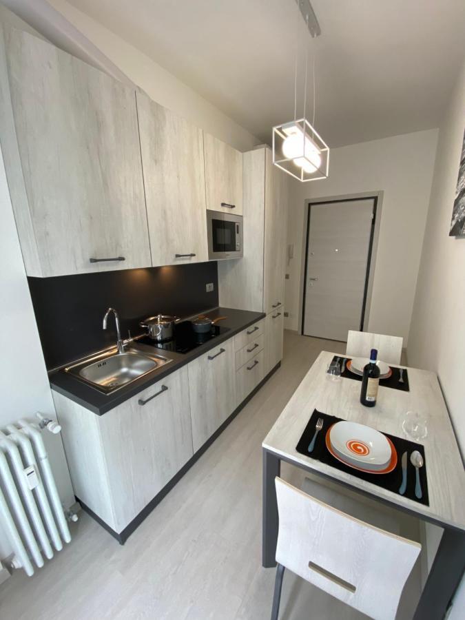 First Home Милано Екстериор снимка