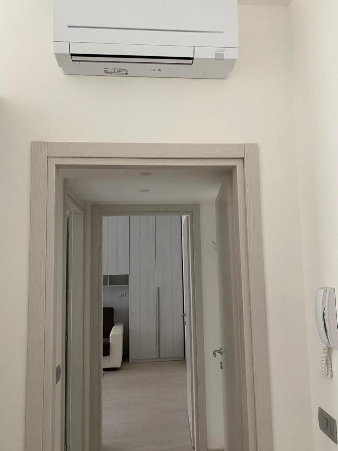 First Home Милано Екстериор снимка